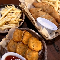 いつも出来たてアツアツ！シェアできるスナックあります