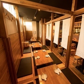 博多とりかわ串と肉汁餃子とり酒場 天神店の雰囲気2