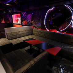 【SVIP1 / SVIP2 / SVIP3 / SVIP4】 ドリンクチャージ 57500円(税サ込) ドリンクチャージとは、お客様に最低限ご注文頂く必要のあるドリンク代の金額となります。