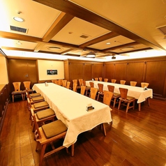 完全個室でご宴会！騎士の間 A／24名様までご利用いただけます。