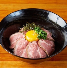 ラムのたたき丼