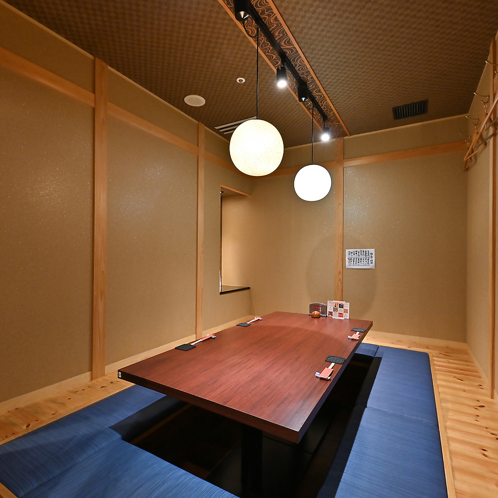 プライベート感満載でゆっくりくつろげる個室を完備！接待や会社宴会にオススメ♪ご宴会は庵ぐらで☆