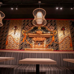 【テーブル席：2名様×8卓】