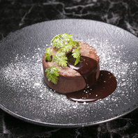 サイドメニューやパスタ・デザートも種類豊富にご用意♪