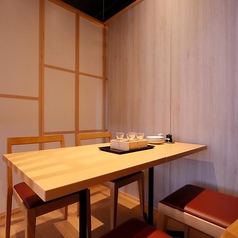 少人数用の個室もございます
