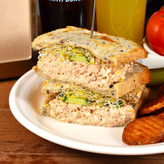 TUNA-ツナ-