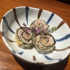 ネギトロとチーズの海苔巻き天麩羅