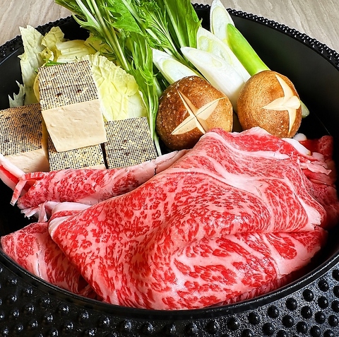 絶品！A5ランク和牛のすき焼きが楽しめるお店です♪100g～300gをお好みで。追加もOK◎