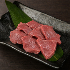 《厳選牛 タパスサイズ》極みハツ
