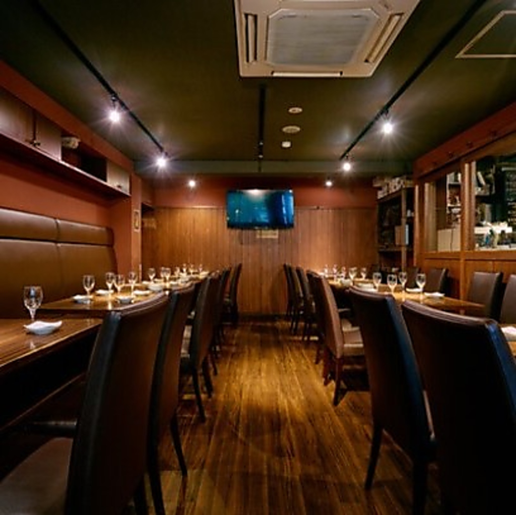 当店は貸切可能となっております！立食なら70名様までOK！パーティーなど、お気軽にご相談ください☆