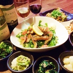 お好み焼き以外にも、豊富に一品料理をご用意しております！ドリンクも充実しており飲み会にも◎