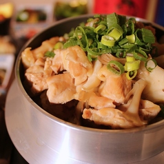 自家製出汁で作る中札内地鶏と舞茸の釜飯 一合