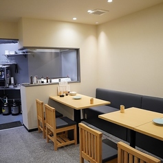 炭火やきとり 蓮の雰囲気3