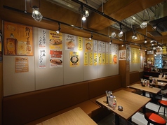 レイアウト変更で大人数も対応可。会社の飲み会や女子会などにも。