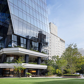 【天神駅から徒歩3分の好アクセス】地下鉄空港線「天神駅」から徒歩3分、西鉄「福岡(天神)駅」からも徒歩圏内。お集まりや解散にも非常に便利な福岡大名ガーデンシティ内です!