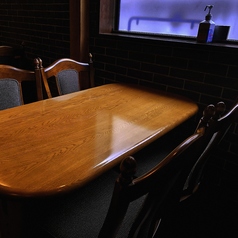 テーブル(4名様用)