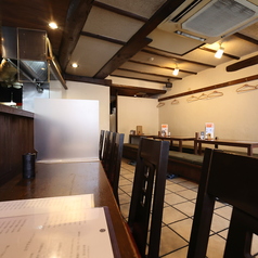 【カウンター：8席】