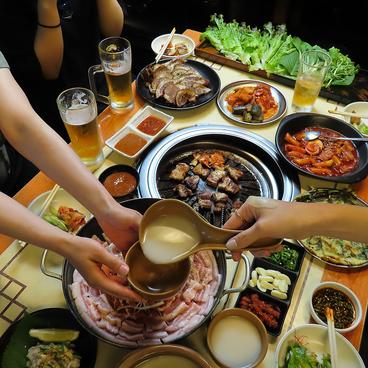 王豚足家 オウトンソクヤ 五反田本店のおすすめ料理1