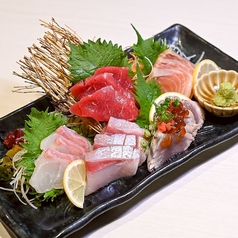 刺身盛り合わせ