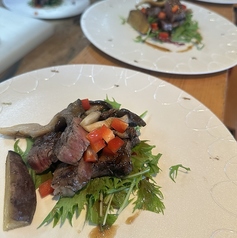 【和牛の芳醇な香り】黒毛和牛ロース陶板焼の写真