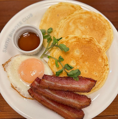 Pancake Bacon EGG -パンケーキ ベーコンエッグ-