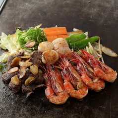 ご自宅や職場で当店の味をそのままテイクアウト可能です