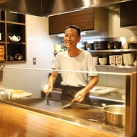 一人ひとりの“食事シーン”に寄り添う接客