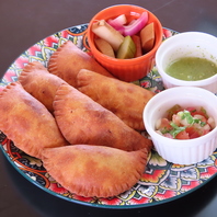 バリエーション豊富なアラカルトメニューをご賞味あれ！