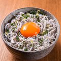 料理メニュー写真&nbsp;釜揚げシラス丼