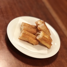 油条(中国揚げパン)