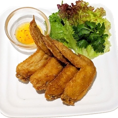 手羽先のスパイシー唐揚げ