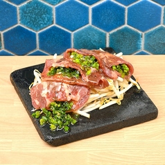 ネギ塩牛タンの溶岩焼き