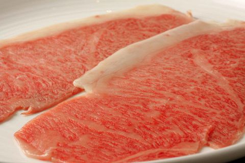 国産A5黒毛和牛の中でもこだわり抜いた上質なお肉を使用。