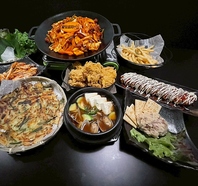 辛さ調整できるメニューもあり、自慢の一品を楽しもう！