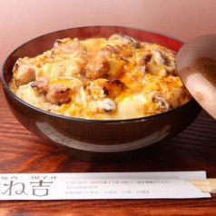 人気の炭火焼き親子丼♪