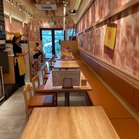 【総席数40席】広々とした店内