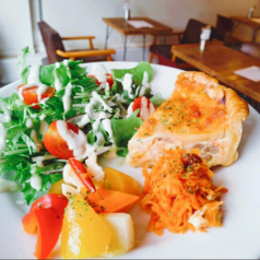 丁寧に仕上げる手づくりランチ