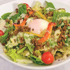 温泉玉子のシーザーサラダ