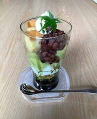 抹茶パフェ