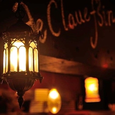 ゆっくりお寛ぎ頂けるソファー席