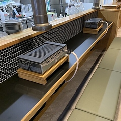 活気ある厨房が目の前のカウンター席！臨場感があって人気のお席です。