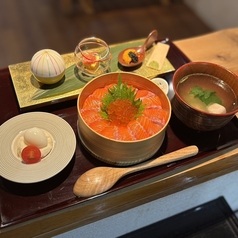 サーモンいくら御膳