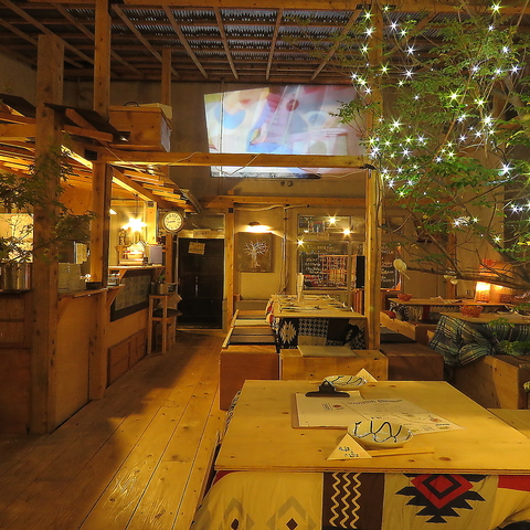 ★大人の風情が漂い、お店であることを忘れるほどリラックスできるテラスがあるお店★