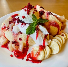 ピーチ＆フランボワーズ天使のふわふわパンケーキ