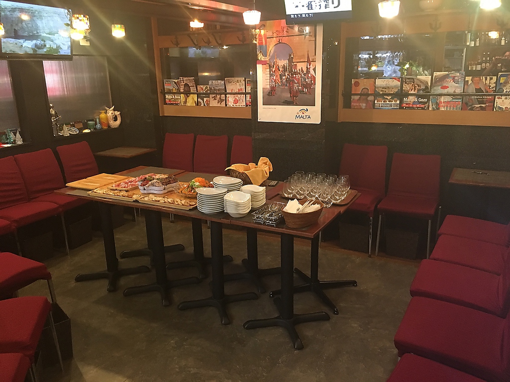 貸切12名様 から2.5時間飲み放題付きコース4500円から