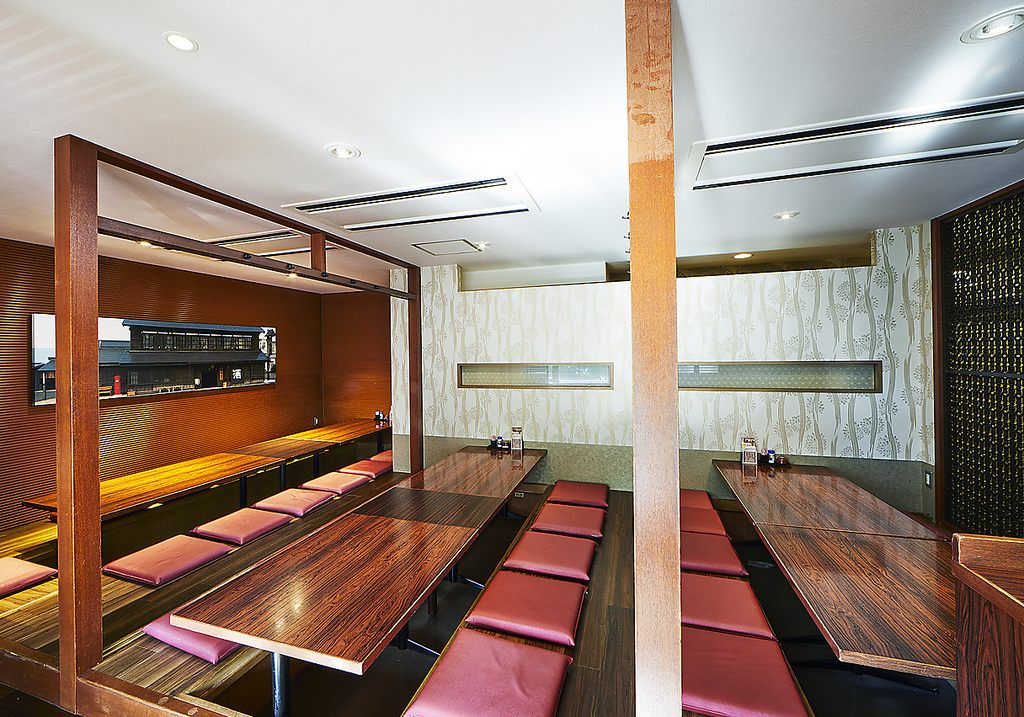 お座敷では最大50名様迄のご宴会が可能♪歓送迎会・同窓会・打ち上げ…様々なシーンでご利用可能！