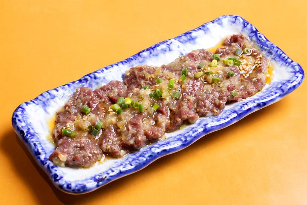 人気の牛ハラミ♪さらにニンニクパワーー！！