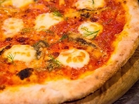 ジャルディーノ自慢のピザ各種