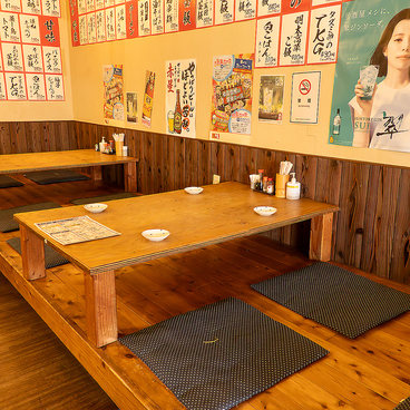 炭火焼鳥 ゆ鳥 奥田店の雰囲気1