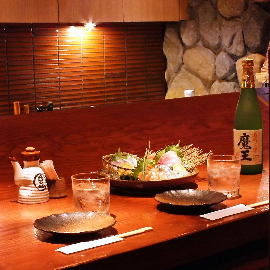 【北千住3分】×【焼き鳥女子の集う店】少人数様でご利用いただける掘り炬燵（4名様～6名様）席も